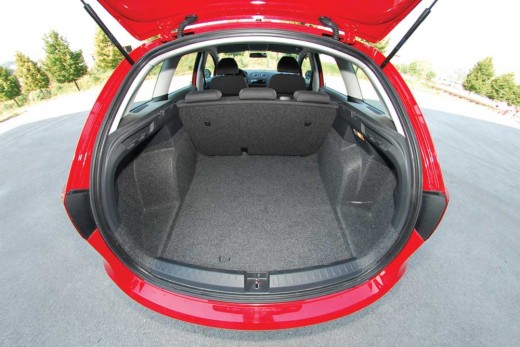 Test-SEAT-Ibiza-09-11-05