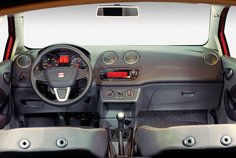 Test-SEAT-Ibiza-09-11-06